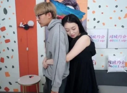 Bạn gái nữ sinh vô cùng dâm đãng